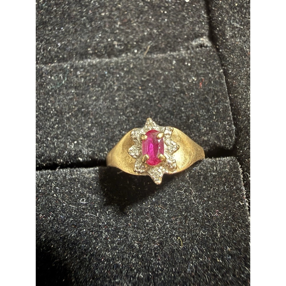 10KT Two Tone Gold Ring Ruby Unknown If Natural Marked THL 6.5 6 1/2